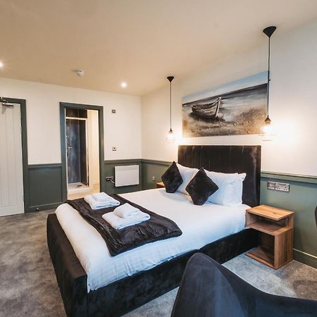 The Royal Bar & Shaker Hotel Morecambe Ngoại thất bức ảnh