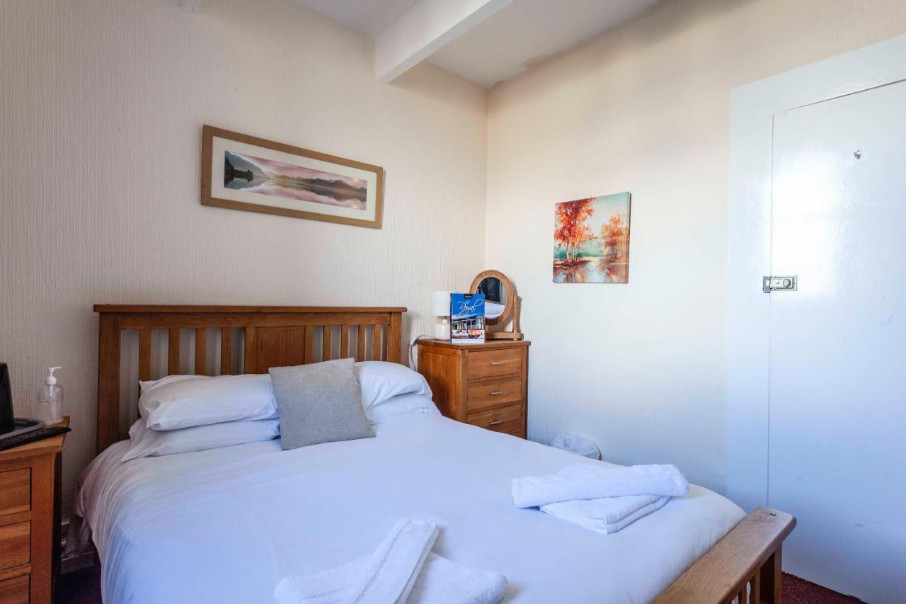 The Royal Bar & Shaker Hotel Morecambe Ngoại thất bức ảnh