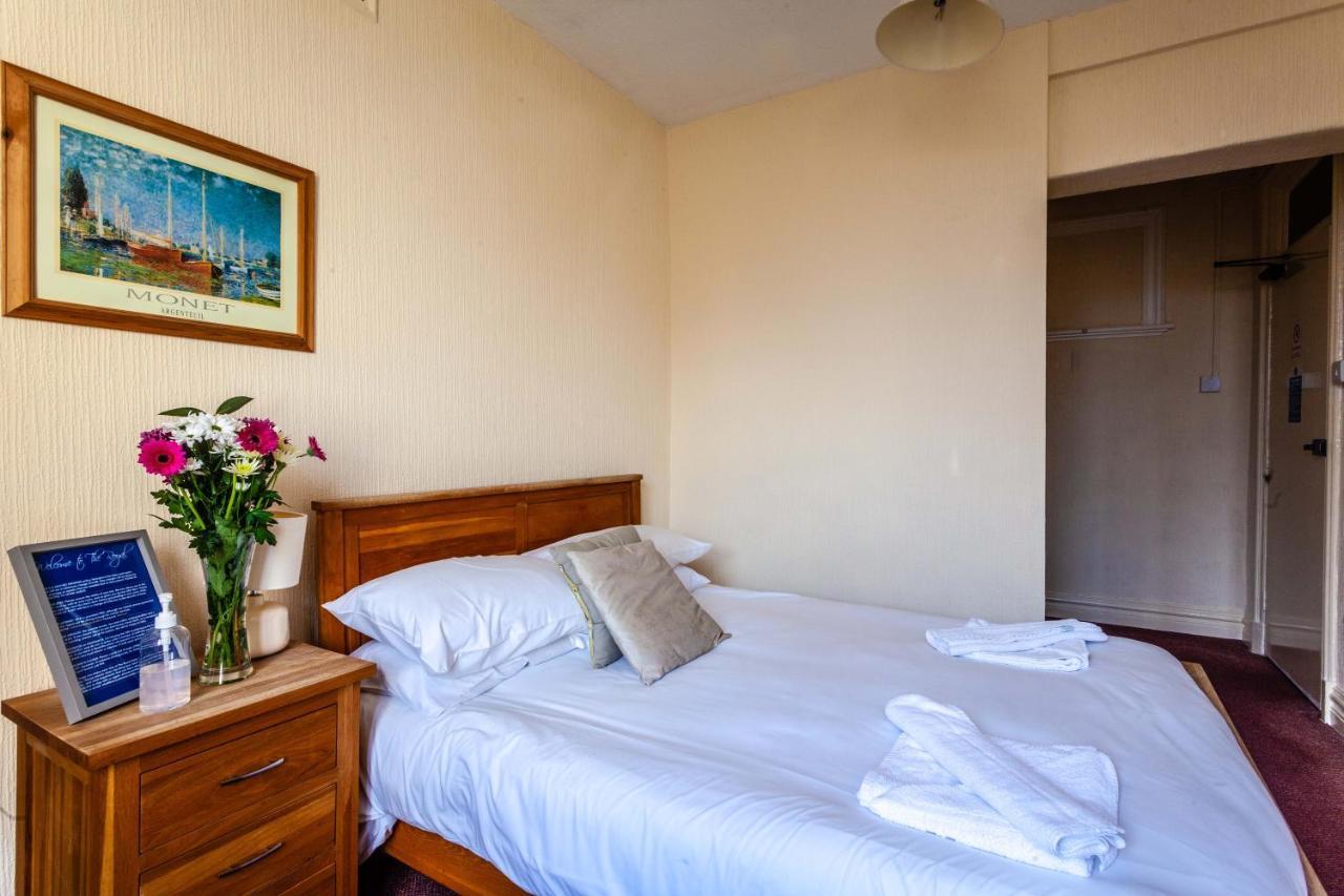 The Royal Bar & Shaker Hotel Morecambe Ngoại thất bức ảnh