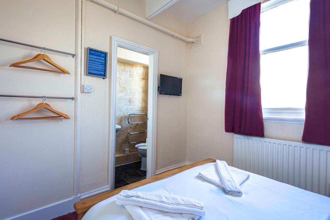 The Royal Bar & Shaker Hotel Morecambe Ngoại thất bức ảnh