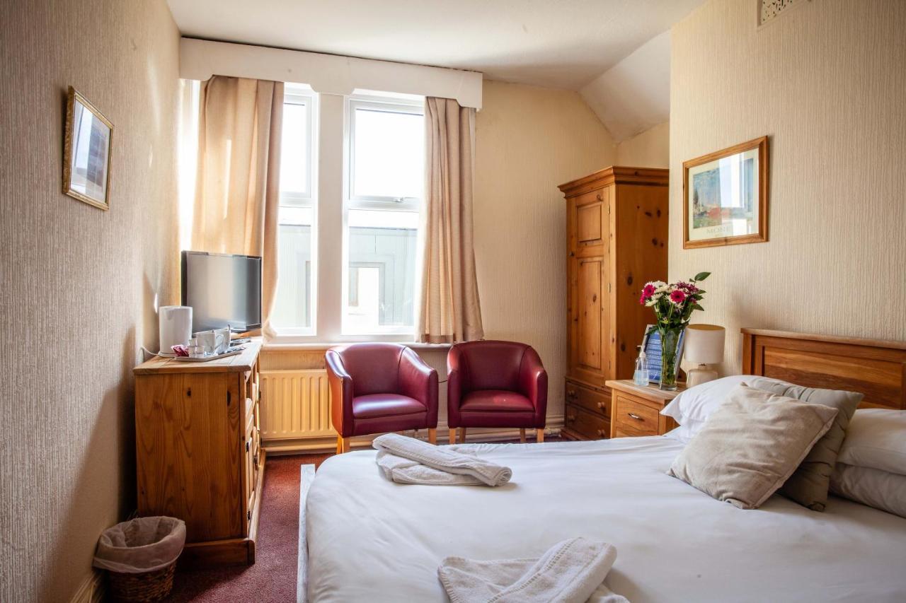 The Royal Bar & Shaker Hotel Morecambe Ngoại thất bức ảnh