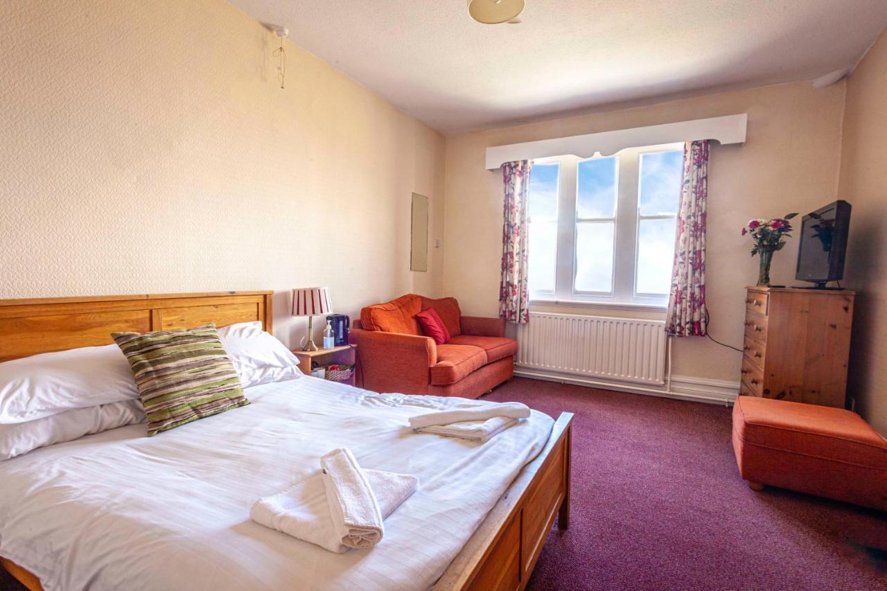 The Royal Bar & Shaker Hotel Morecambe Ngoại thất bức ảnh