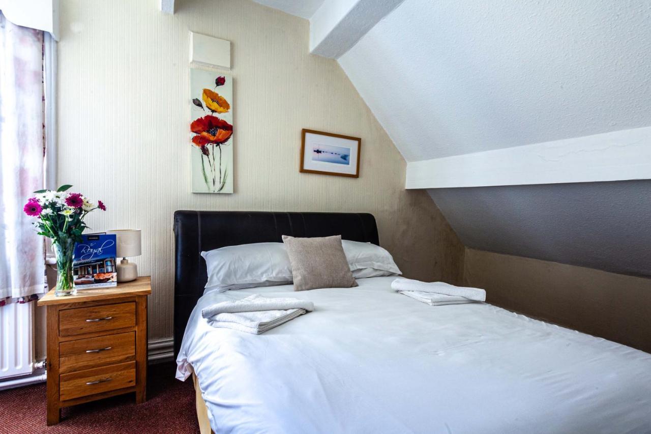 The Royal Bar & Shaker Hotel Morecambe Ngoại thất bức ảnh