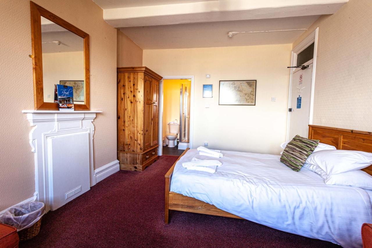 The Royal Bar & Shaker Hotel Morecambe Ngoại thất bức ảnh