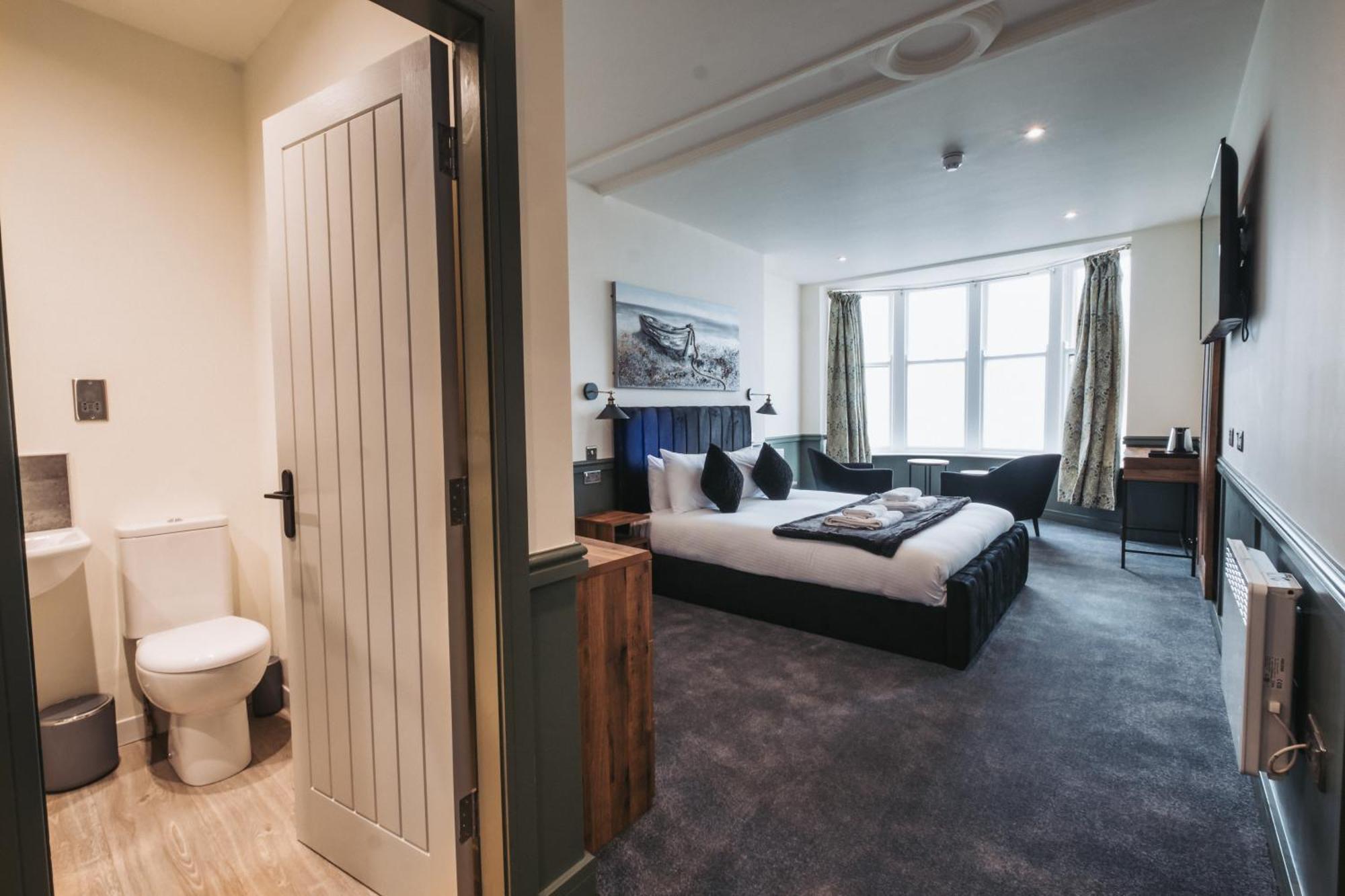 The Royal Bar & Shaker Hotel Morecambe Ngoại thất bức ảnh