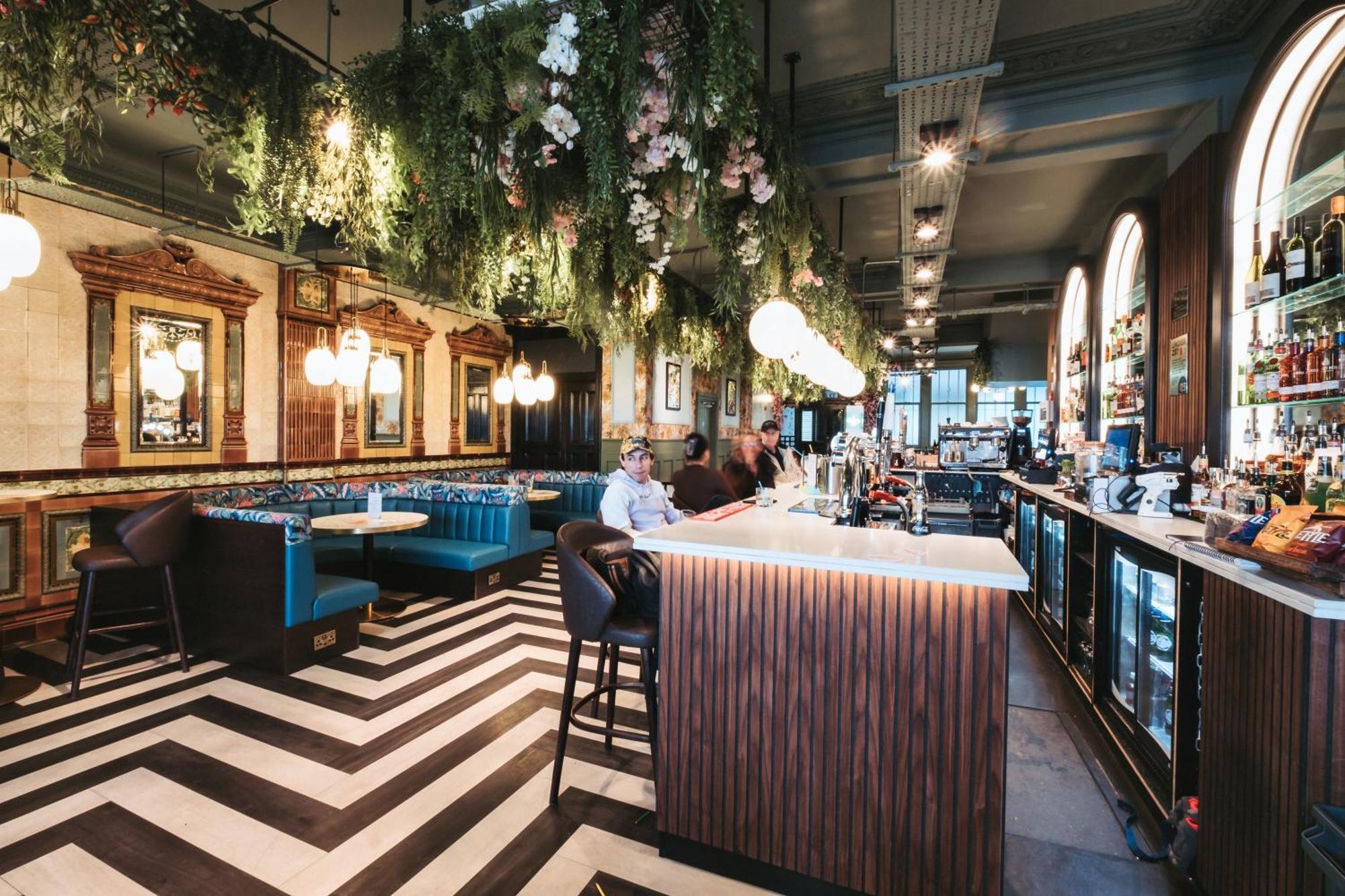 The Royal Bar & Shaker Hotel Morecambe Ngoại thất bức ảnh